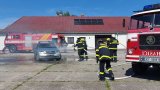 Ukázka zásahu jednotek SDH při požáru vozidla