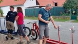 Závodní stroje